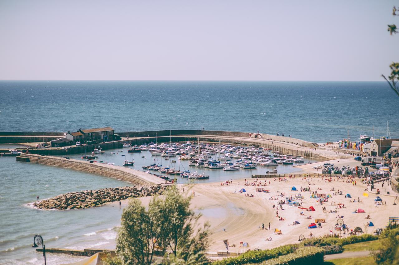 Alexandra Hotel & Restaurant Lyme Regis Zewnętrze zdjęcie